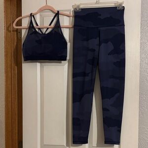 Aerie Navy Camo High-Waist Leggings & Sports Bra Set